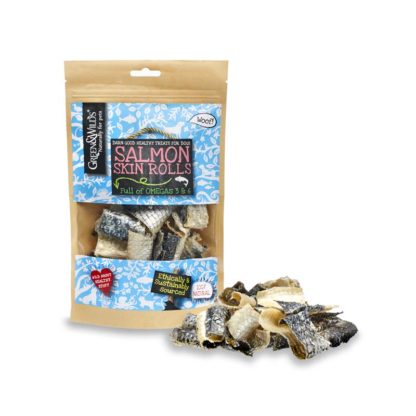 Green & Wild's Salmon Skin Rolls Dog Treats