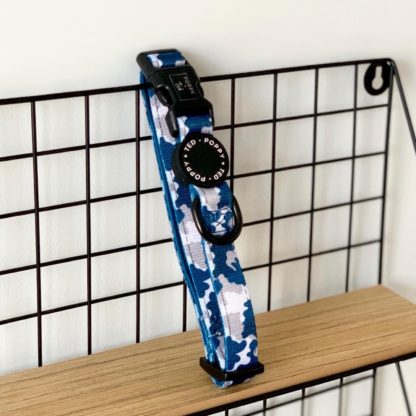 Blue Camo collar Large