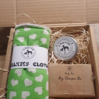 Pamper Gift Set - Balm, Shampoo Bar, Muddy Paw Cloth - Lime Green Hearts