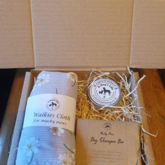 Pamper Gift Set - Balm, Shampoo Bar, Muddy Paw Cloth - Daisy